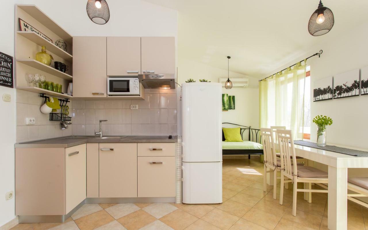 Apartments Frgacic Baska  Exterior photo